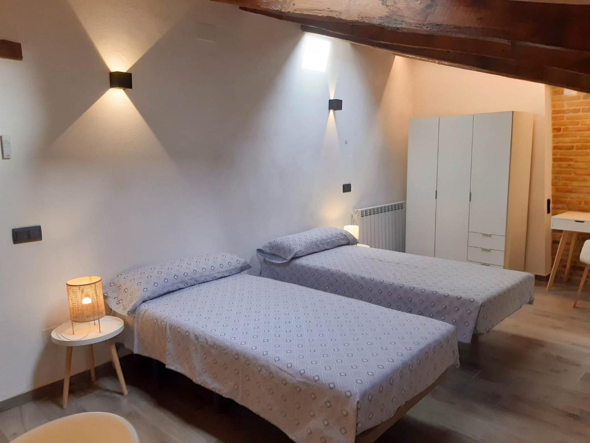 Niu De Queralt Apartment Vic